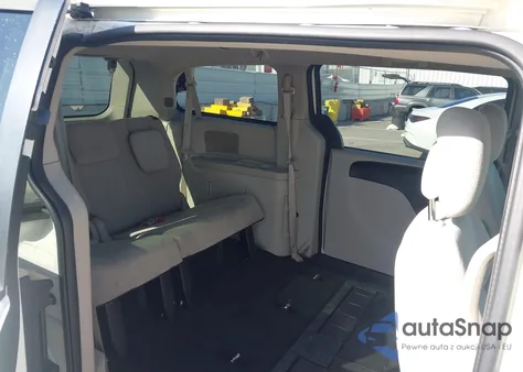 2012 Dodge Grand Caravan Sxt z USA, uszkodzony, nr VIN 2C4RDGCG0CR319325